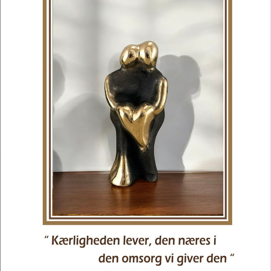 Kærligheden lever... og næres i den omsorg vi giver den